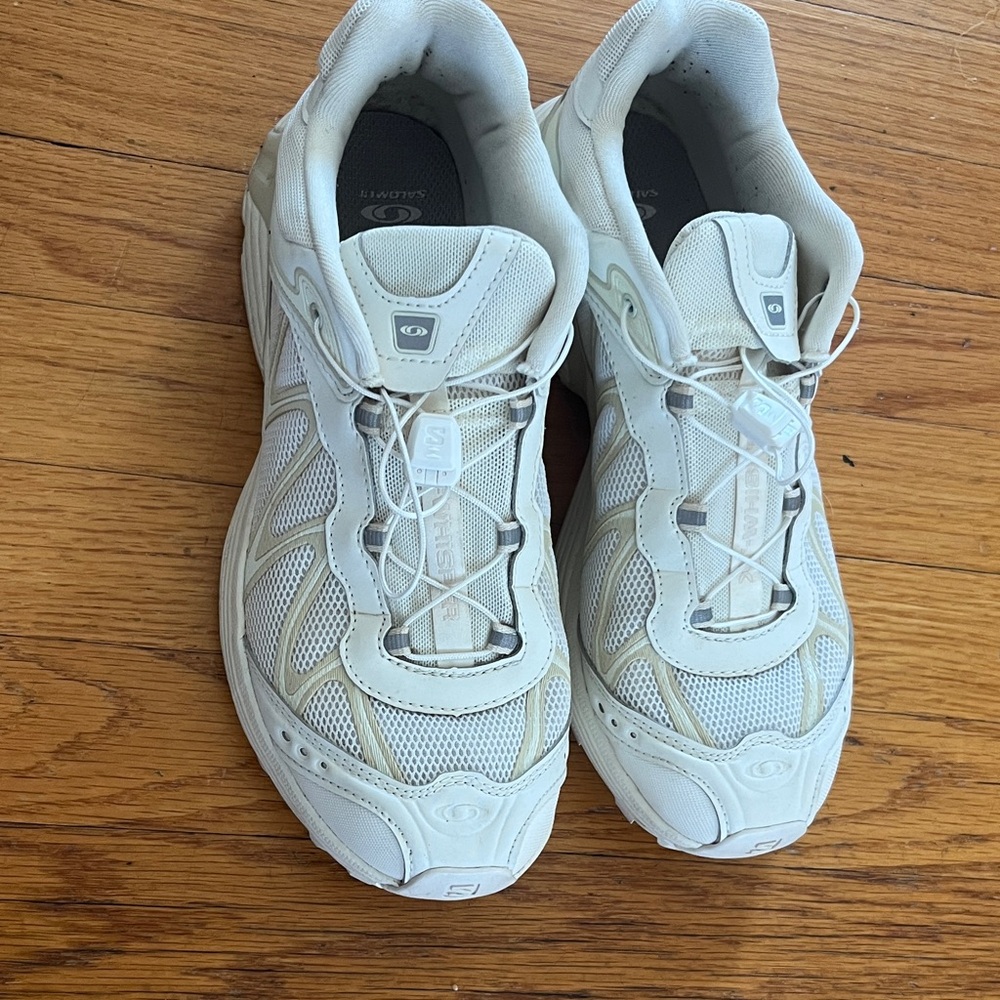 Salomon whisper size 8 women’s